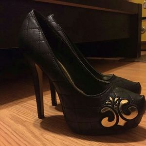 Black Fleur De Lis heels